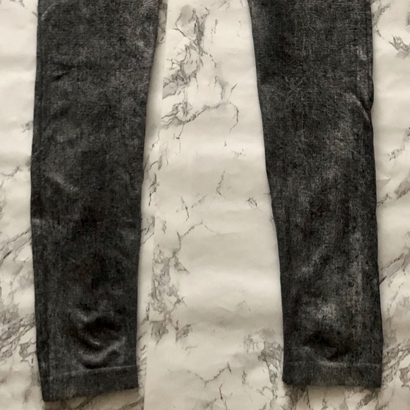 Faux Jeans Leggings - Picture 3 of 3